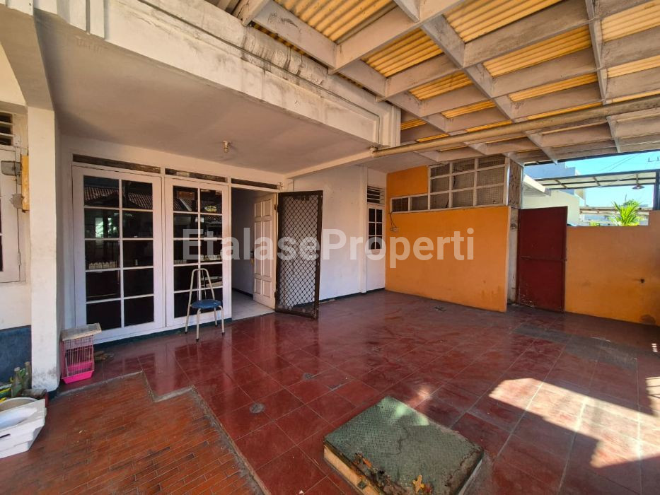 Foto properti Dijual Rumah Lama Di Darmo Harapan Dekat Sukomanunggal 2