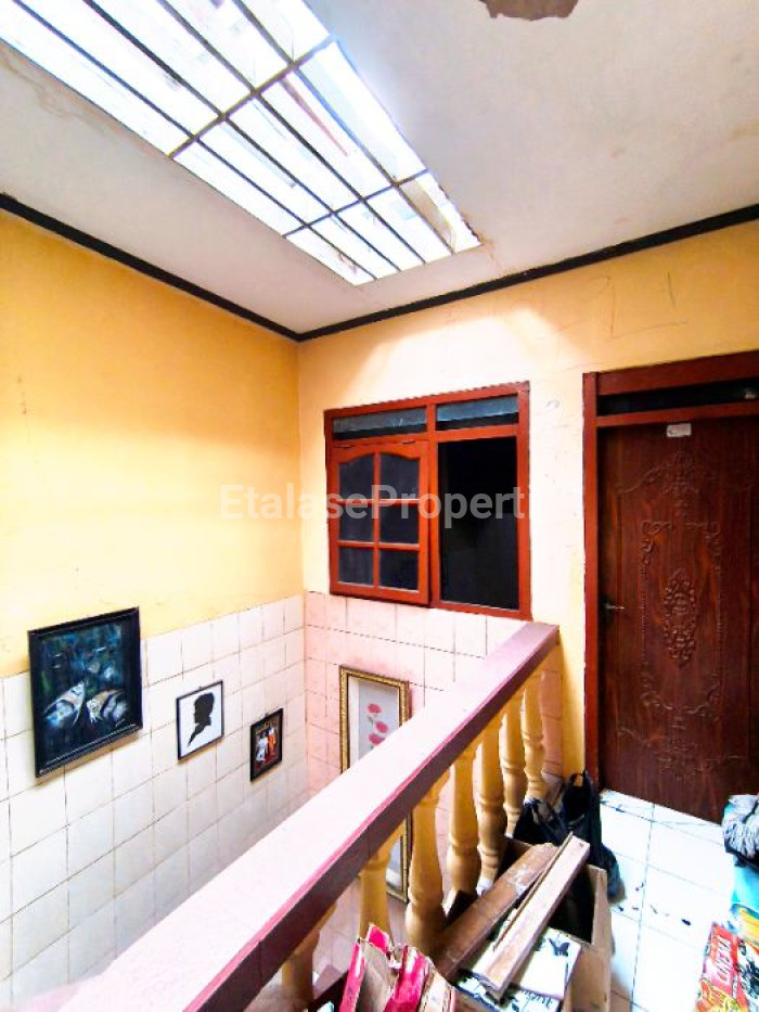 Foto properti 150 Meter Dari Raya Mulyosari Rumah Tinggal 2 Lt Bisa Untuk Kost Kostan 6