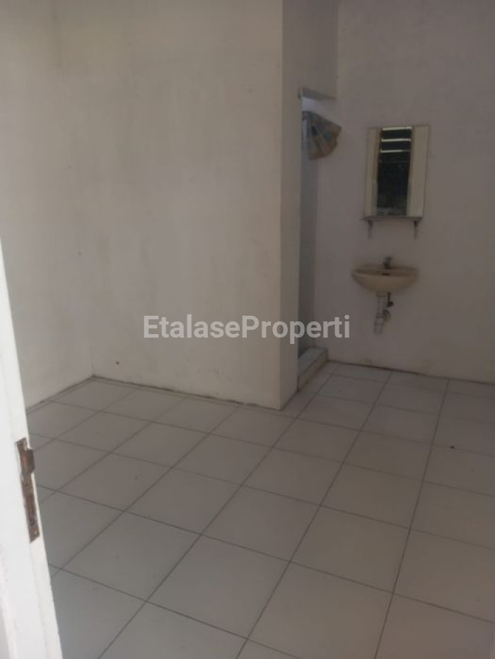 Foto properti DIJUAL RUMAH 1 LANTAI SIAP HUNI DI PANDUGO RUNGKUT ROW 3 MOBIL 4