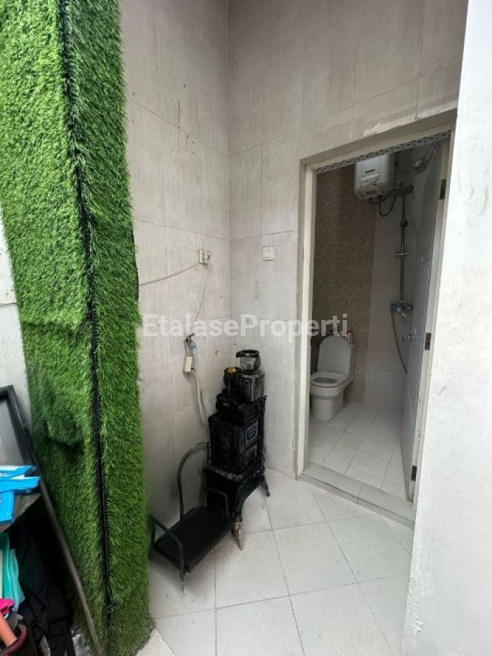 Foto properti DIJUAL RUMAH 1 LANTAI SIAP HUNI DI PANDUGO RUNGKUT ROW 3 MOBIL 10