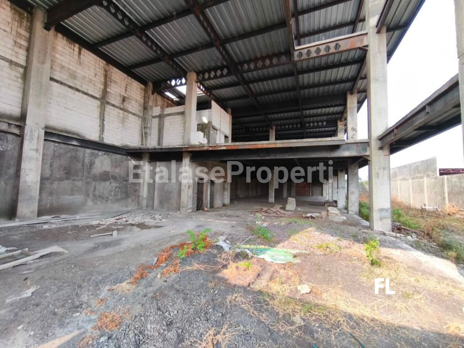 Foto properti Disewakan Tempat Usaha Di Kedungcowek Surabaya 9