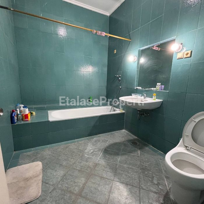 Foto properti Dijual Rumah Nirwana Executive Mansion Dekat Raya Merr 6