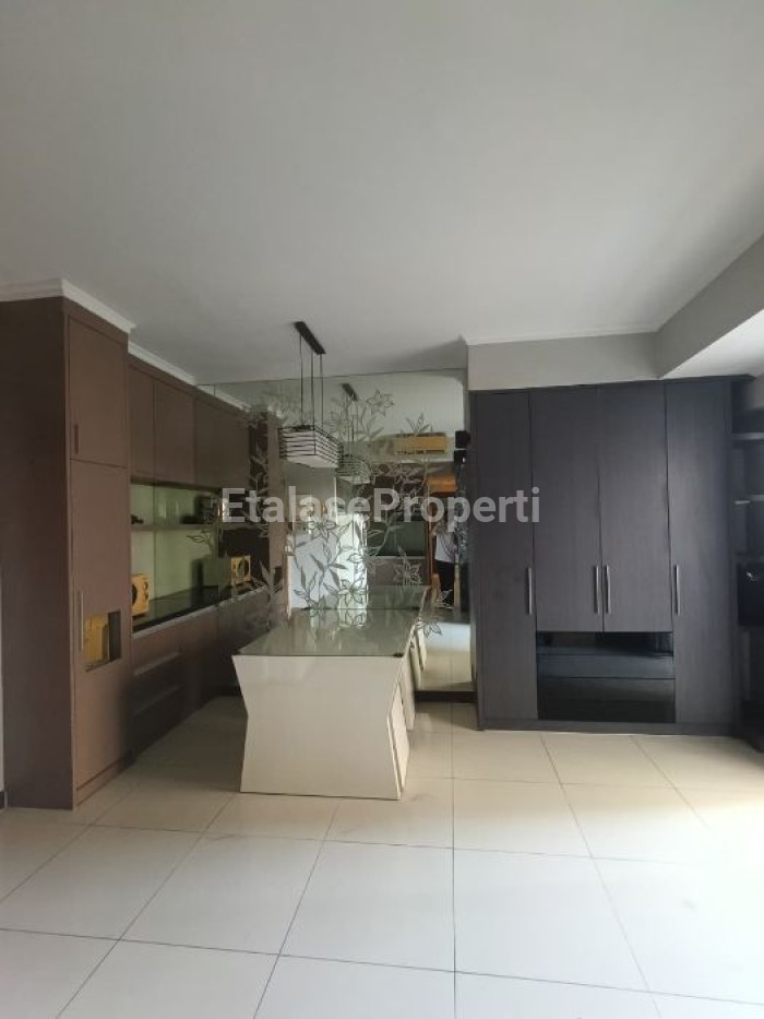 Foto properti Dijual Cepat Apartemen Waterplace Tower F 2