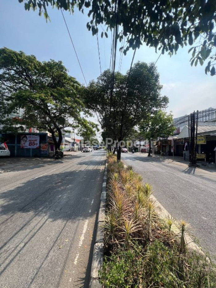 Foto properti Sewa Ruko 3 Lantai Di Jalan Raya Menganti - Wiyung 10