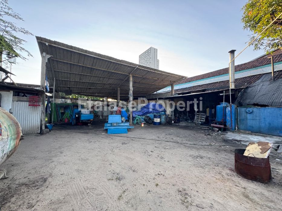 Foto properti Dijual Tanah Di Jalan Raya Kalirungkut Surabaya 1