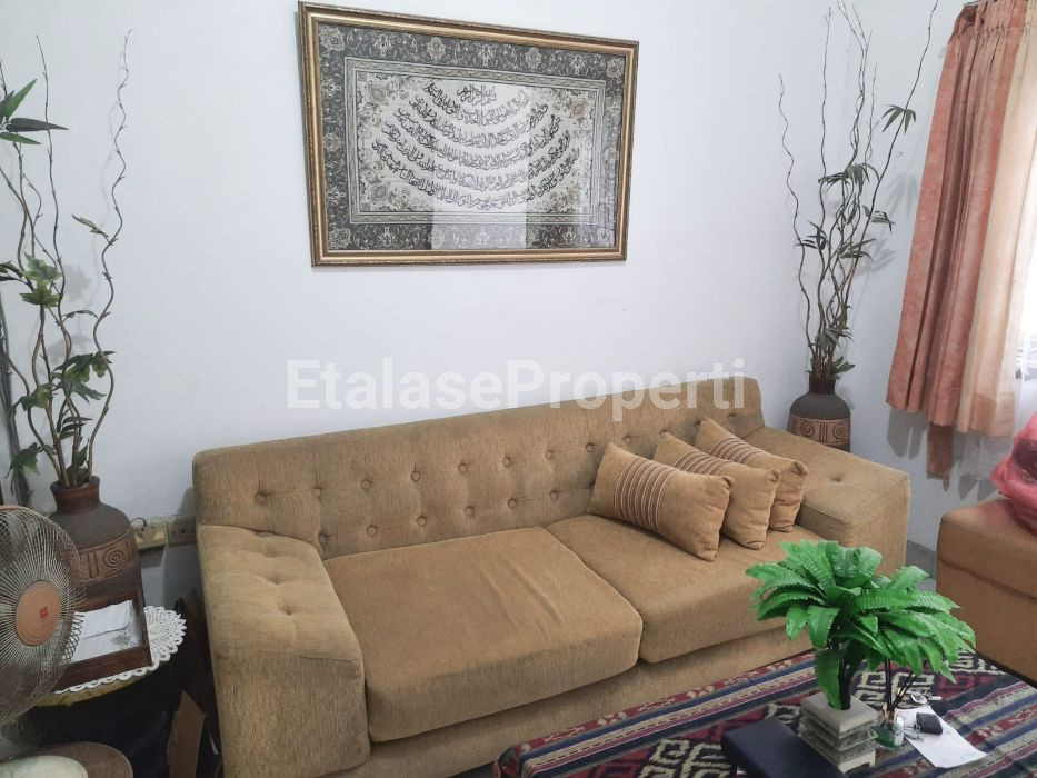 Foto properti Disewakan Rumah Aman Dan Nyaman Di PuriMas Dekat Kampus UPN Surabaya 5