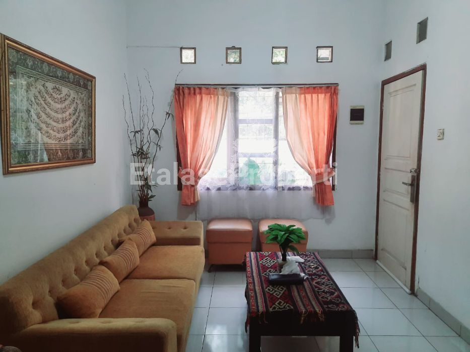 Foto properti Disewakan Rumah Aman Dan Nyaman Di PuriMas Dekat Kampus UPN Surabaya 7