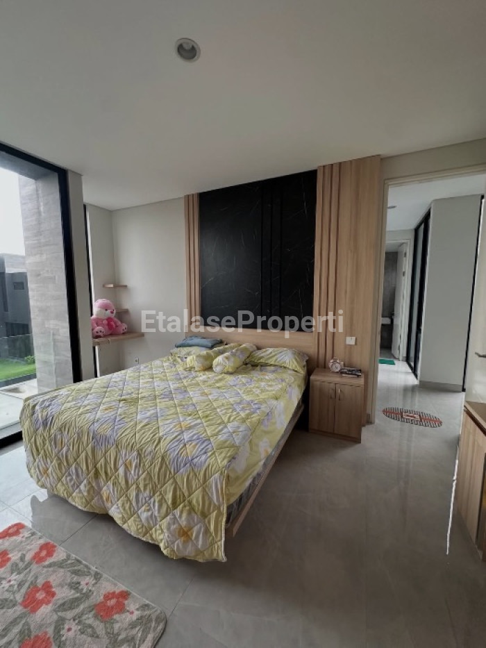 Foto properti DIJUAL RUMAH BARU SEMI FURNISH - Citraland Cluster Pelican Hill 4
