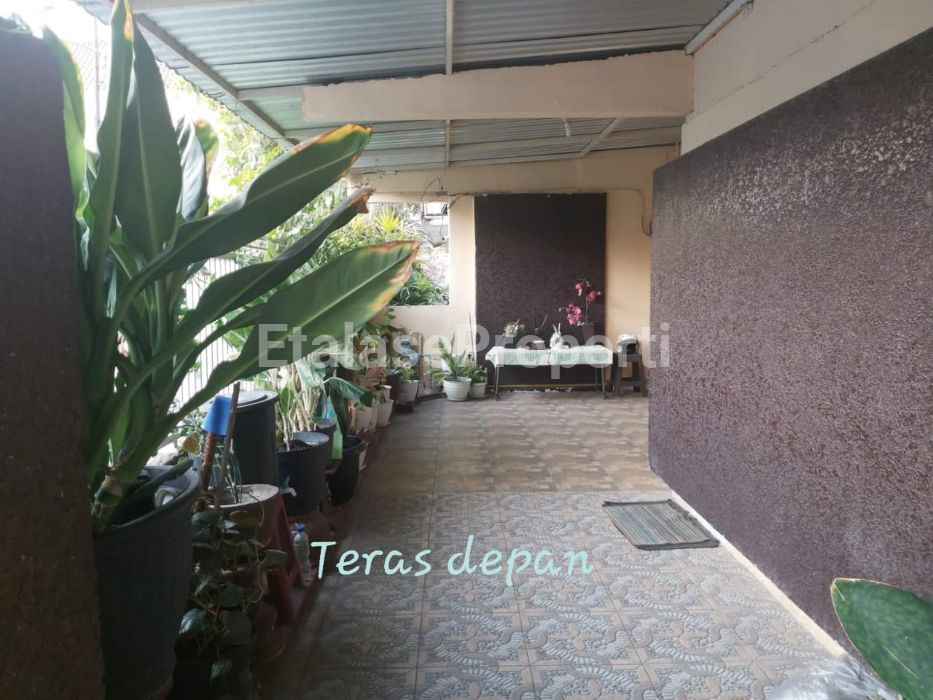 Foto properti DiDijual Rumah Murah Strategis Di Pucang Asri Terletak Tengah Kota Dekat RS Menur Surabaya 3