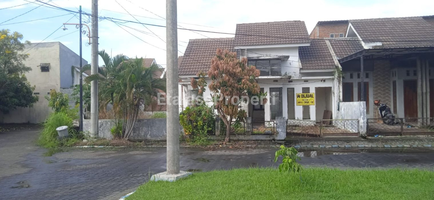 Foto properti Dijual Murah Rumah Hitung Tanah Di Perumahan Surya Residence Cluster Emerald Buduran Sidoarjo 7