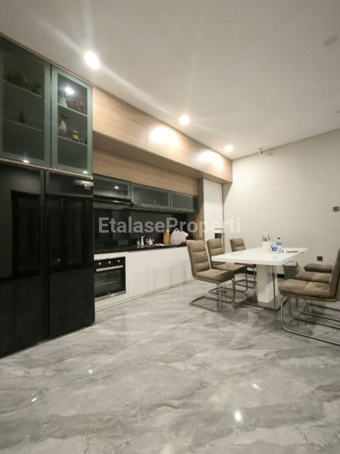 Foto properti Dijual Rumah Villa Jogja Fasco Mansion Dekat Malioboro Dan Ugm 5