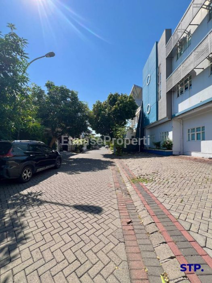 Foto properti Rumah Minimalis Pakuwon City Cluster Florence Dekat Mall 2