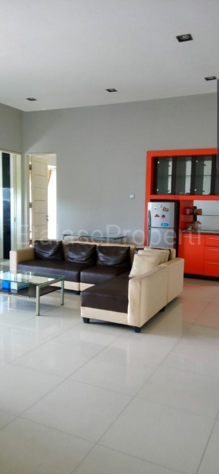 Foto properti Dijual Rumah East Emerald 5