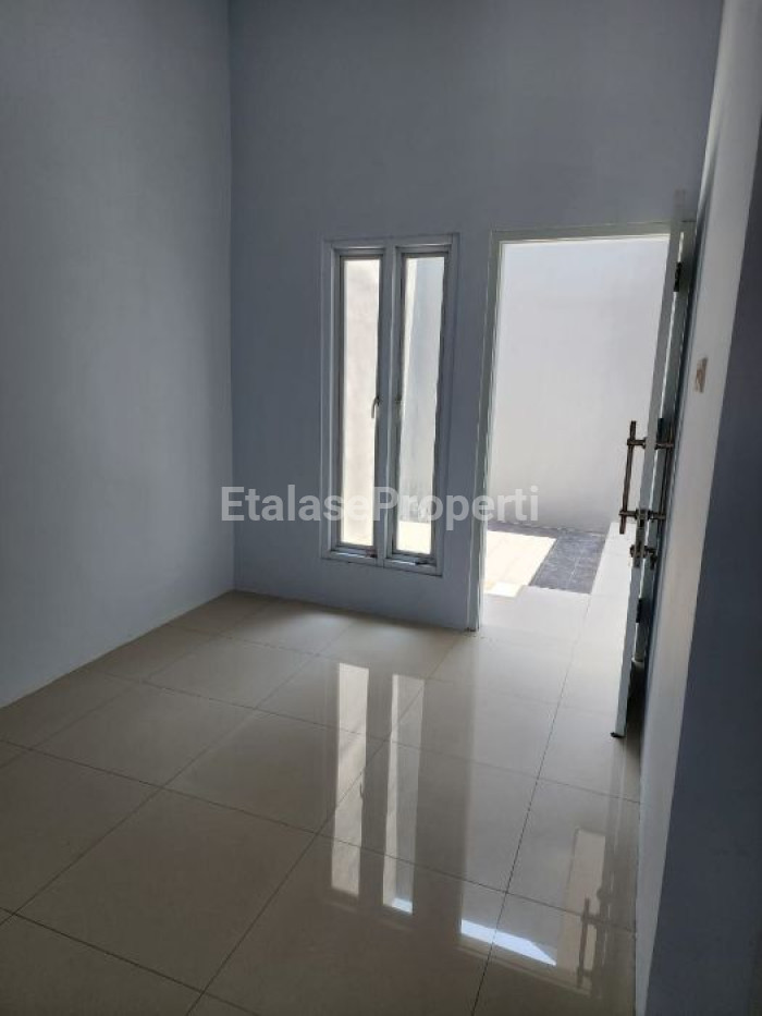 Foto properti Rumah Baru 2 Lantai Di Ploso Timur, Kalijudan 3