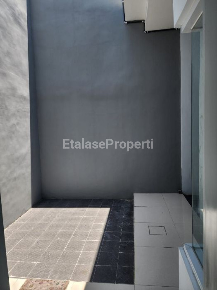 Foto properti Rumah Baru 2 Lantai Di Ploso Timur, Kalijudan 5