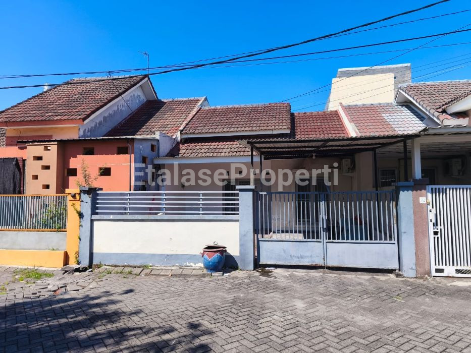 Foto properti Disewakan Rumah Siap Huni Di Pondok Citra Eksekutif Rungkut 1