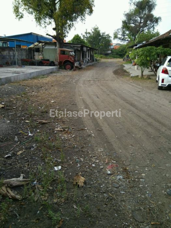 Foto properti Dijual Cepat Tanah Di Kyai Tambak Deres 8
