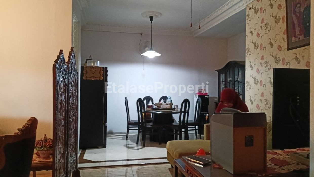 Foto properti Disewakan Segera Rumah Siap Huni Dan Terawat Di Rungkut Mapan 3