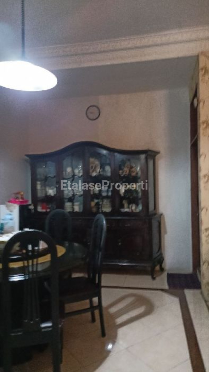 Foto properti Disewakan Segera Rumah Siap Huni Dan Terawat Di Rungkut Mapan 4