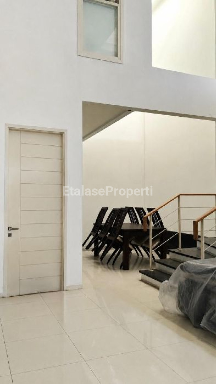 Foto properti Rumah 2 Lantai Dekat Fountain Of Wealth Gwalk Citraland 2