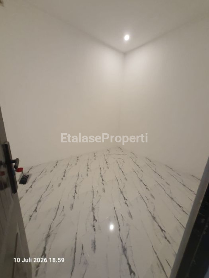 Foto properti Di Jual Rumah Baru Siap Huni Taman Wisata Regency 4