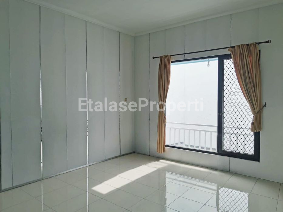 Foto properti Jual Murah - Butuh Cepat Laku Rumah Di Palma Grandia 1