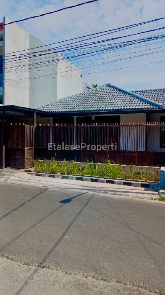 Foto properti JUAL/SEWA RUMAH Darmo Baru Barat  Surabaya Barat 3