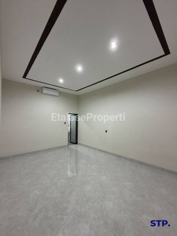 Foto properti Rumah Baru 2 Lantai Babatan Pantai, Kenjeran 8
