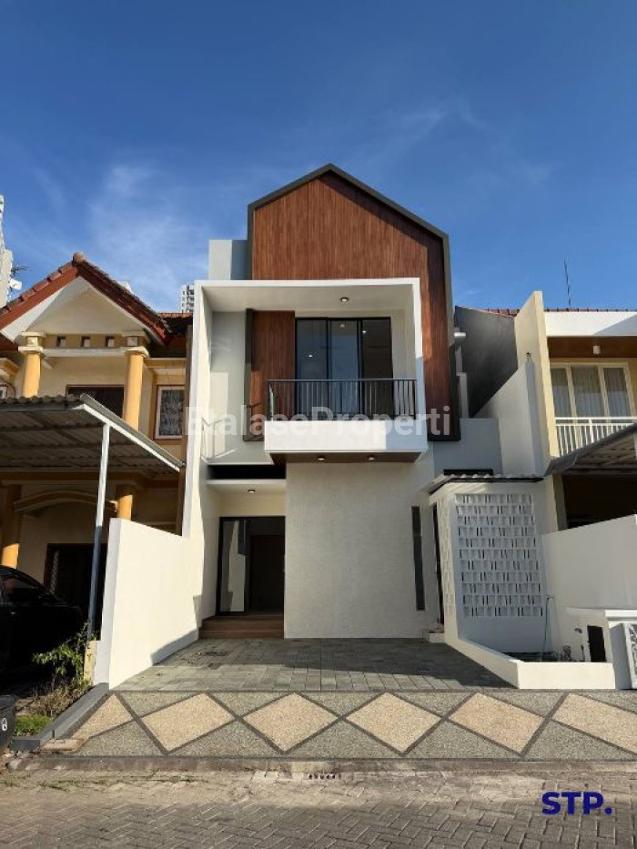 Foto properti Rumah Baru 2 Lantai Di Pakuwon City Cluster Sorrento 1