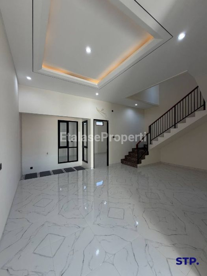 Foto properti Rumah Baru 2 Lantai Di Pakuwon City Cluster Sorrento 3
