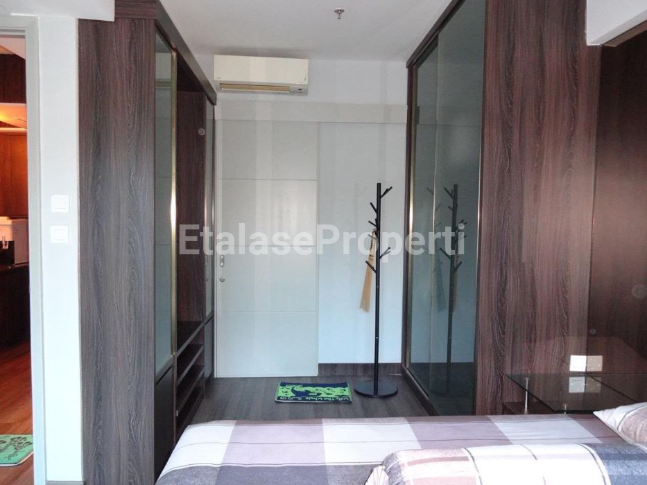 Foto properti Disewakan Apartemen Premium Dengan Balkon Luas Di La Riz Mansion Surabaya Lantai 2 3