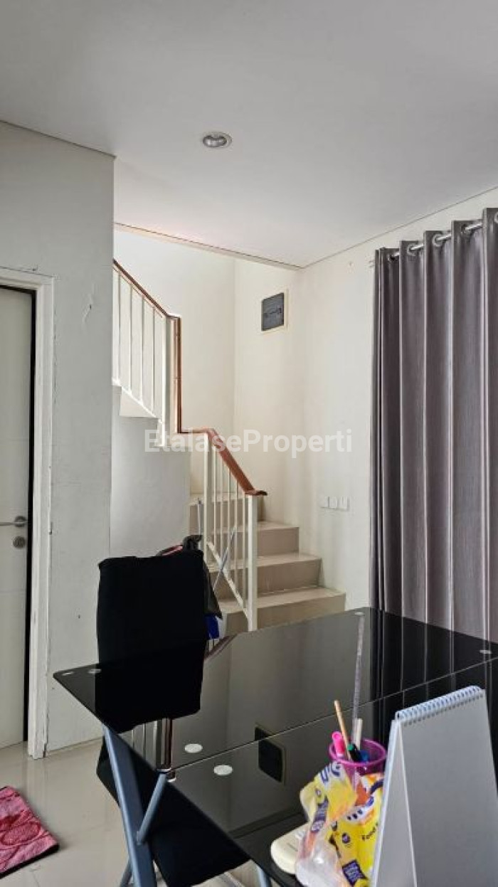Foto properti Rumah 2 Lantai Di Citraland Northwest Lake 2