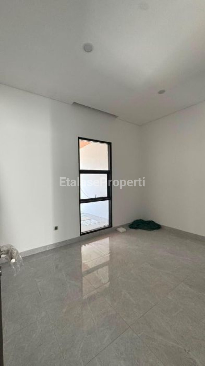 Foto properti Dijual Rumah Baru Gress Di Baruk Utara 2