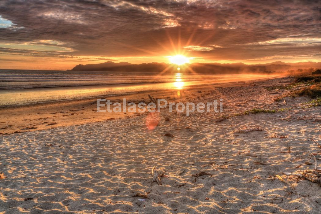 Foto properti LAND FOR SALE KALALA BEACH, WAINGAPU, EAST SUMBA 1
