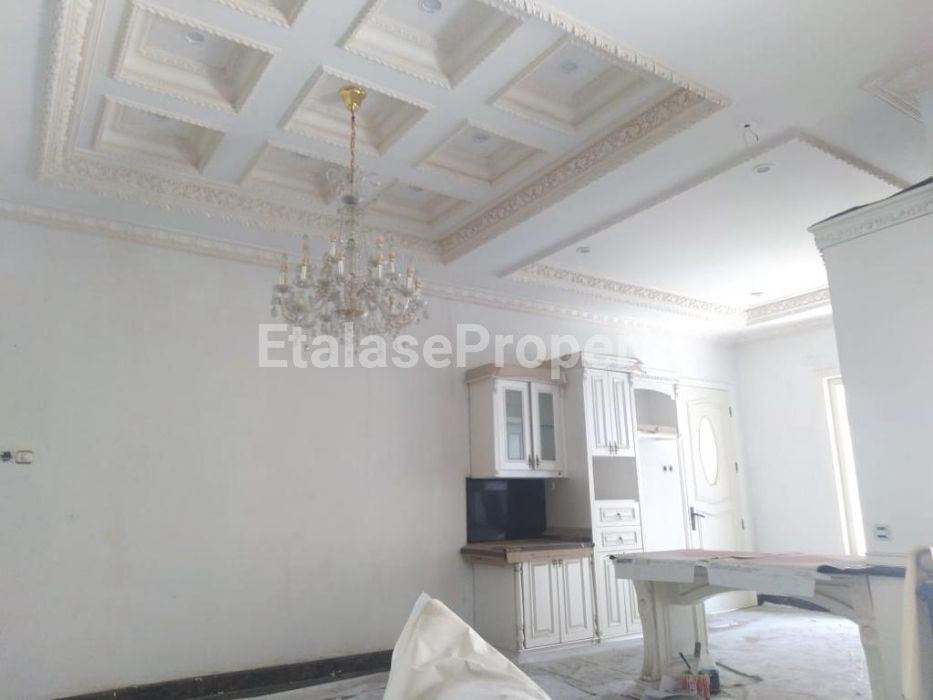 Foto properti Dijual Rumah Mewah Pakuwon City Villa Royal SBY Timur Dkt East Coast 6