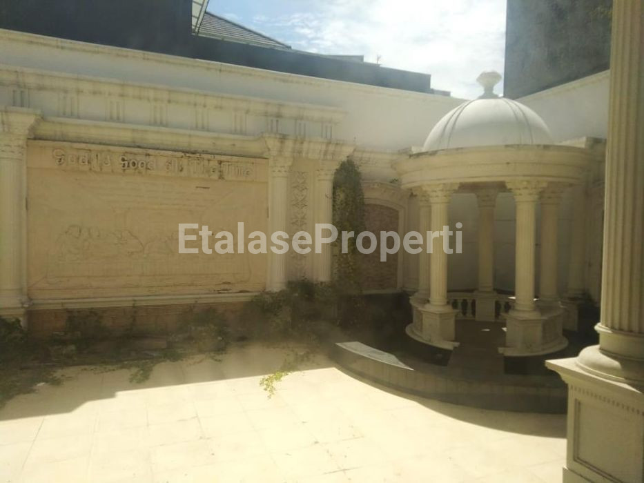 Foto properti Dijual Rumah Mewah Pakuwon City Villa Royal SBY Timur Dkt East Coast 10