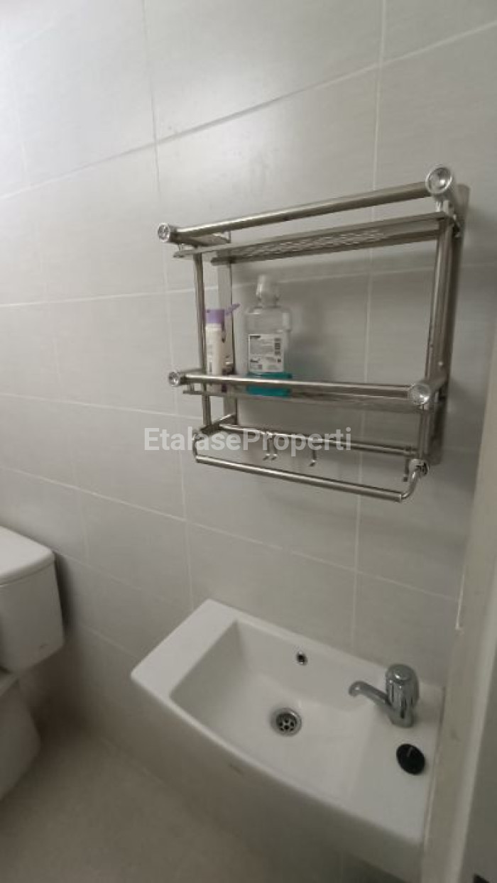 Foto properti JUAL MURAH !!! RUMAH 2 LANTAI NORTHWESTLAKE 6