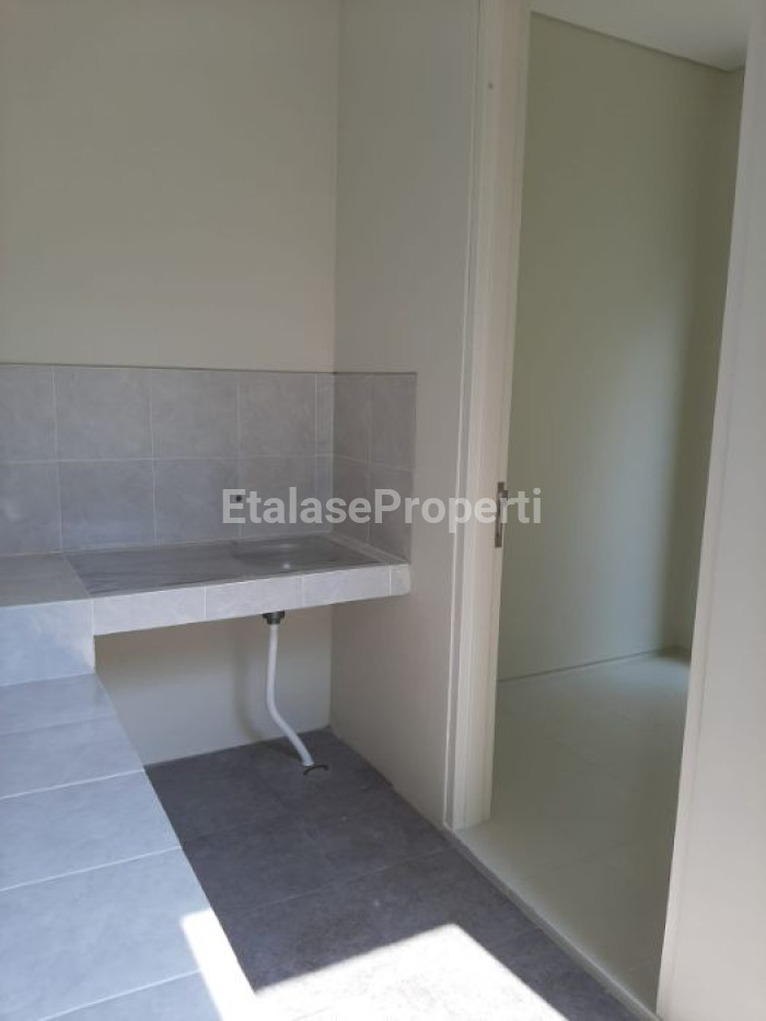 Foto properti DIJUAL RUMAH SIAP HUNI DI NORTHWEST LAKE, CITRALAND UTARA 4