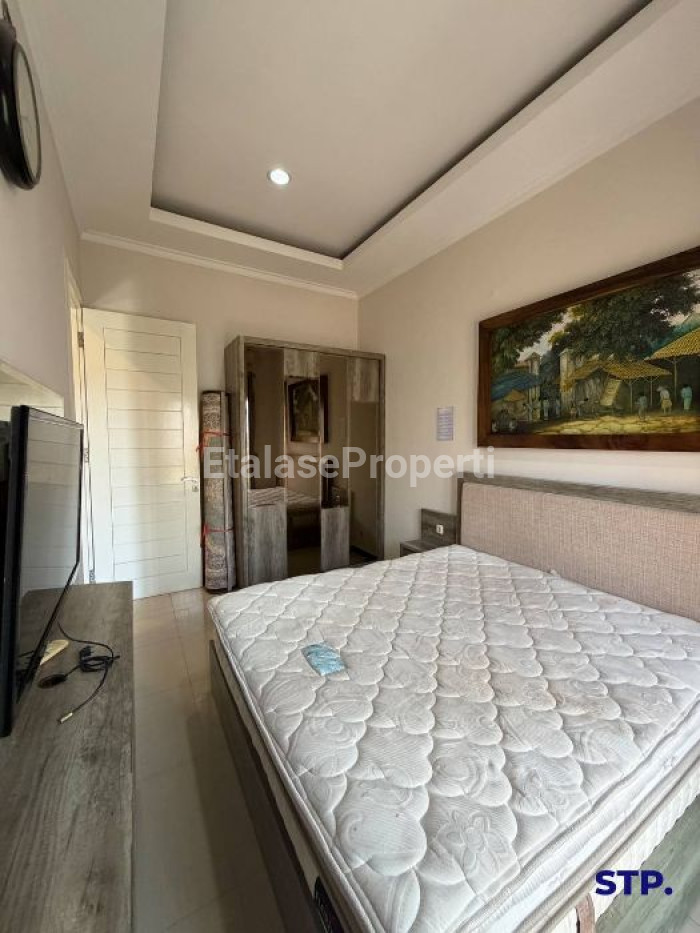 Foto properti Rumah Siap Huni Di Wisma Permai Barat Semi-furnished 6