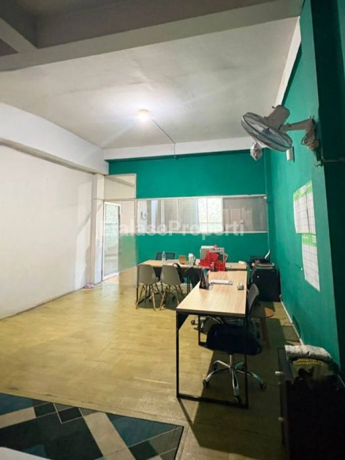 Foto properti Jual Ruko 3 Lantai Di Nginden Semolo Surabaya 7