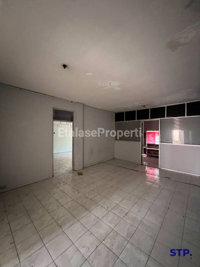 Foto properti Sewa Ruko 3 Lantai Di Nginden Semolo Surabaya 7