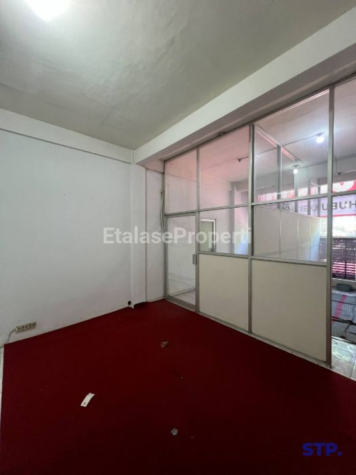 Foto properti Sewa Ruko 3 Lantai Di Nginden Semolo Surabaya 9