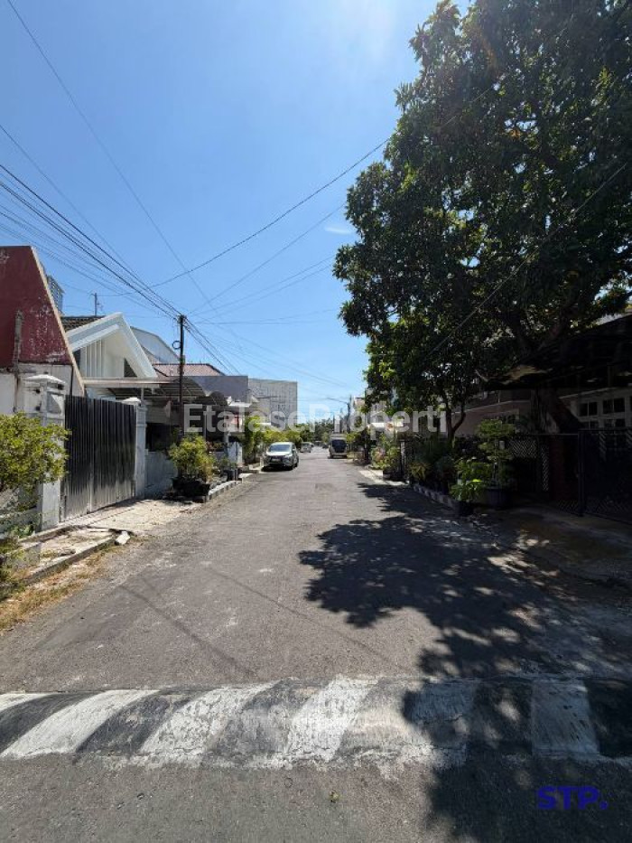 Foto properti Rumah Siap Huni Di Wisma Permai Barat Surabaya 8