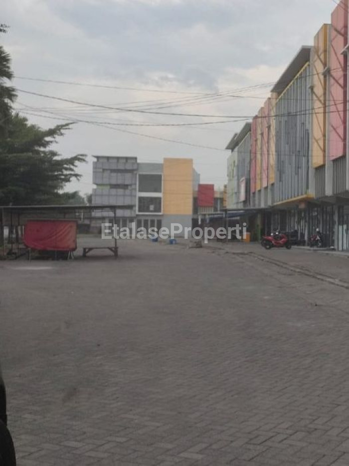 Foto properti JUAL CEPAT, Ruko 3 Lantai Di 0 Jalan Raya Provinsi Gempol, Kab. Pasuruan 10