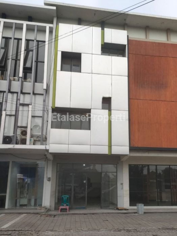 Foto properti Disewakan Ruko 3 Lantai Di 0 Jalan Raya Provinsi Gempol, Kab. Pasuruan 1