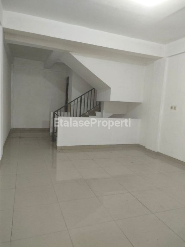 Foto properti Disewakan Ruko 3 Lantai Di 0 Jalan Raya Provinsi Gempol, Kab. Pasuruan 5