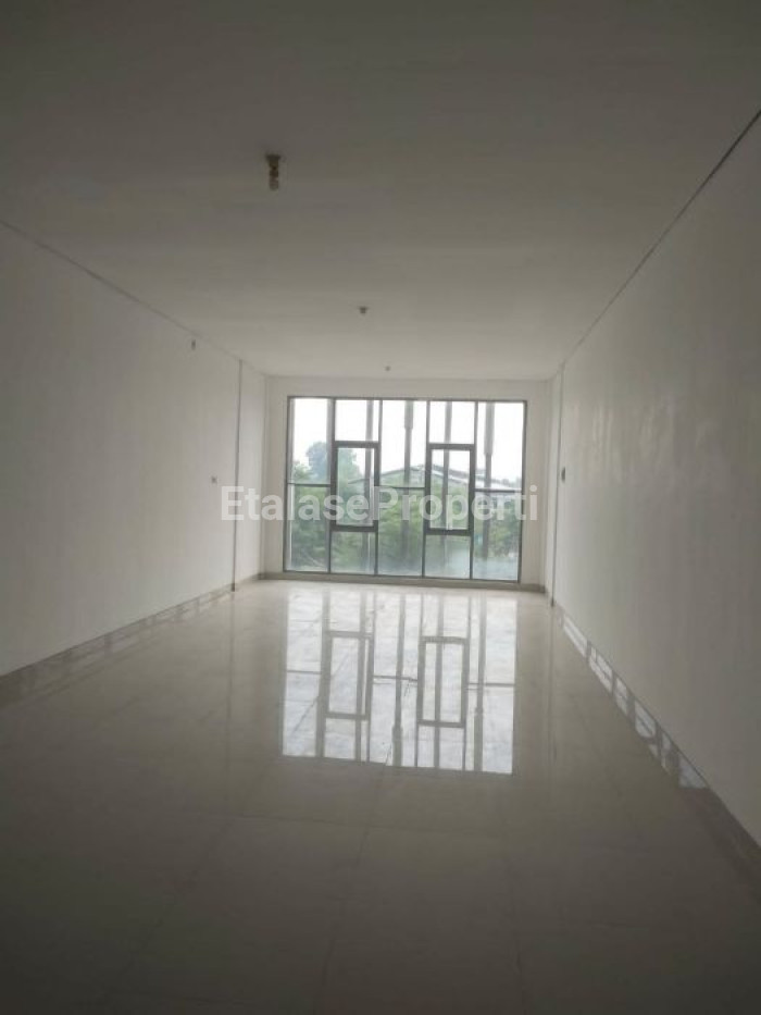 Foto properti Disewakan Ruko 3 Lantai Di 0 Jalan Raya Provinsi Gempol, Kab. Pasuruan 6