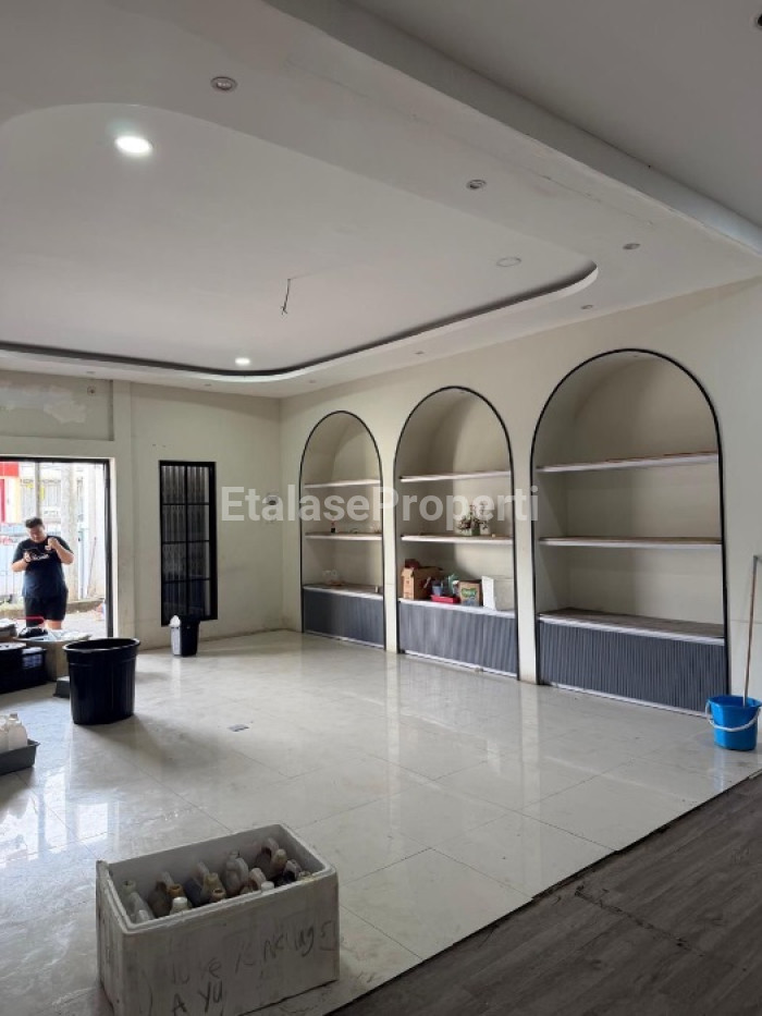 Foto properti DISEWAKAN GUDANG DI LONTAR 1