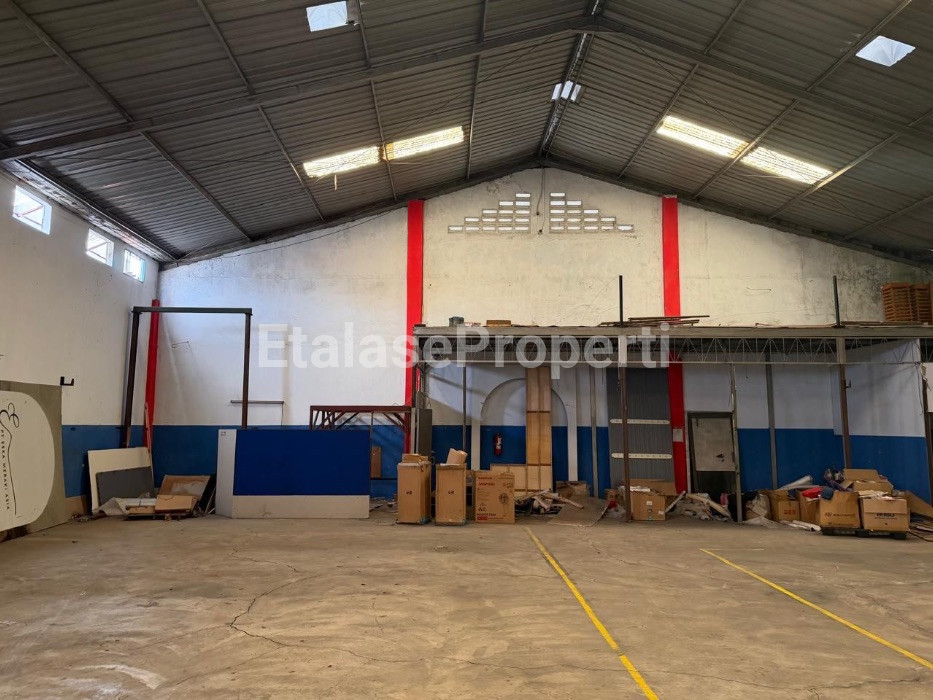 Foto properti DISEWAKAN GUDANG DI LONTAR 2