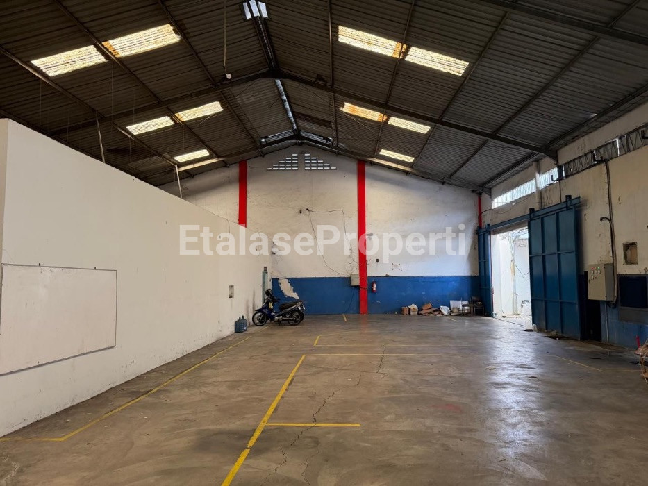 Foto properti DISEWAKAN GUDANG DI LONTAR 3